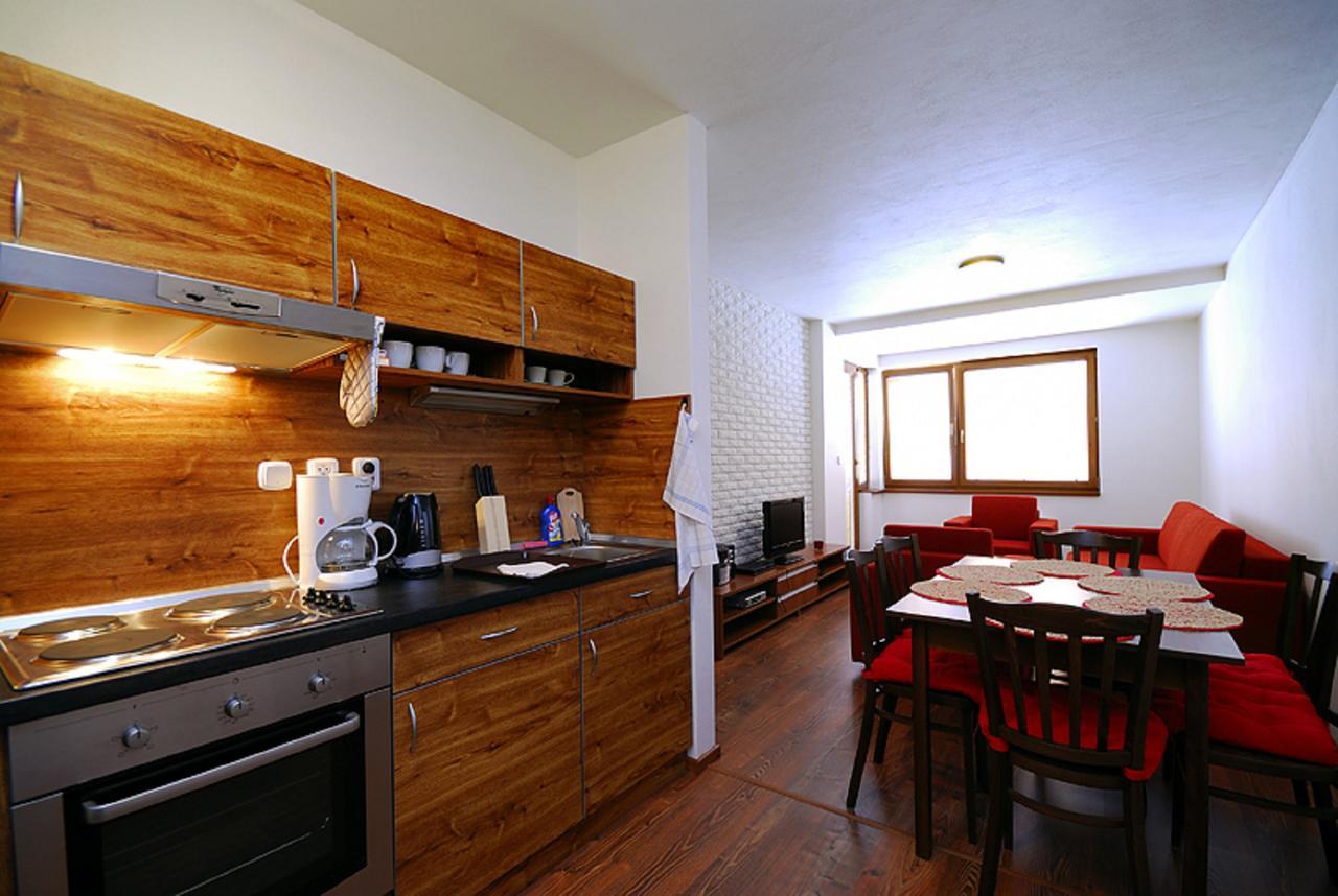 Ski & Sun Wellness Apartments Liptovský Mikuláš Exteriör bild